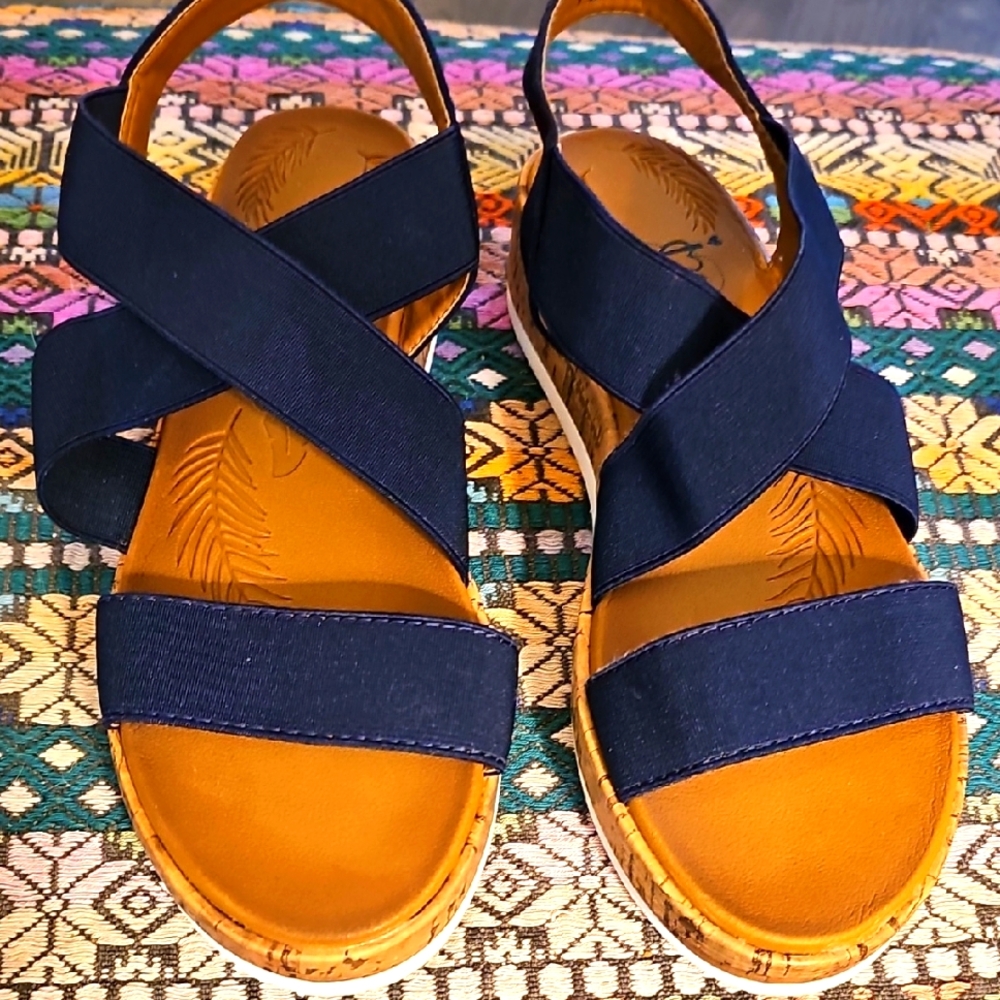 Jellypop Tan and Navy Sandals In Size 7 M